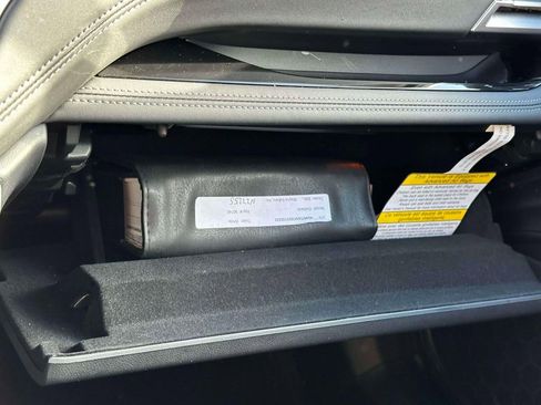 Certified 2025 Subaru Outback Limited image 30