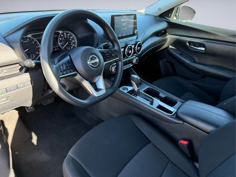 Used 2024 Nissan Sentra SV FWD image 14