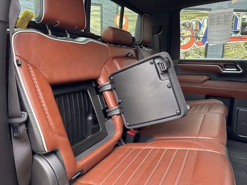 Used 2024 GMC Sierra 2500 Denali Ultimate w/ Snow Plow Prep/Camper Package AWD/4WD image 13