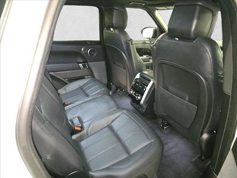 Certified 2022 Land Rover Range Rover Sport HSE Silver Edition image 11