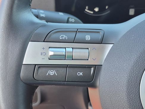 Used 2024 Hyundai Kona SEL FWD image 30
