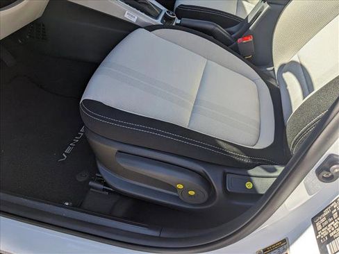 New 2026 Hyundai Venue SEL image 4