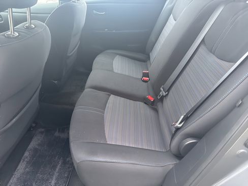 Used 2019 Nissan Leaf SV w/ SV Technology Package image 25