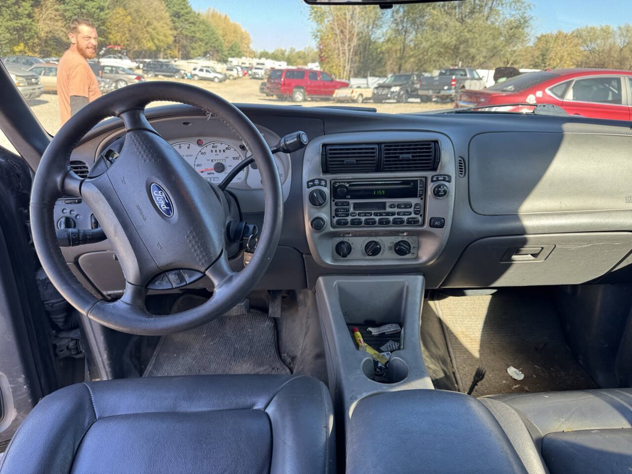 Used 2002 Ford Explorer Sport Trac 4x4 image 30