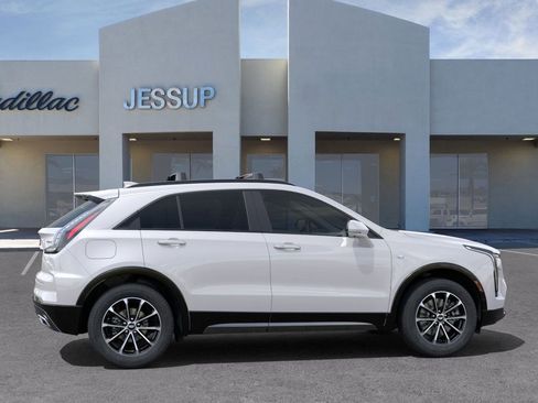 Used 2024 Cadillac XT4 Sport image 5