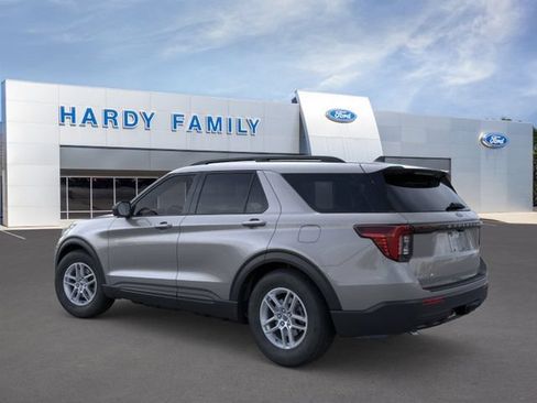 New 2026 Ford Explorer Active RWD image 4