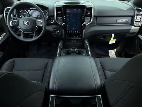 Used 2025 RAM 1500 Big Horn AWD/4WD image 18