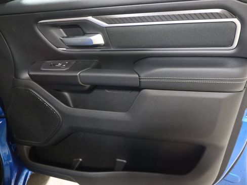 New 2026 RAM 1500 4x4 Crew Cab image 16