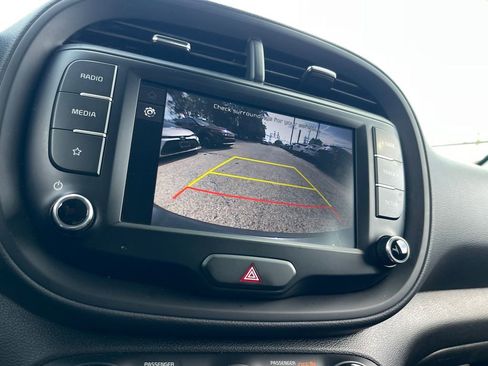 Used 2024 Kia Soul LX w/ Option Group 015 image 16