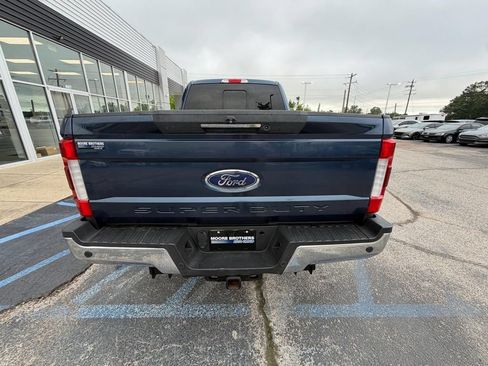 Used 2017 Ford F250 Lariat w/ Lariat Ultimate Package AWD/4WD image 7