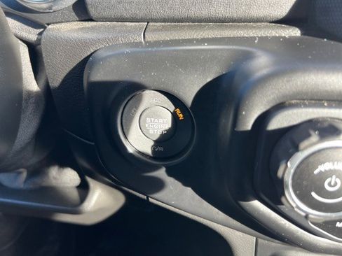 Used 2021 Jeep Wrangler Unlimited Rubicon 4xe w/ Cold Weather Group image 15