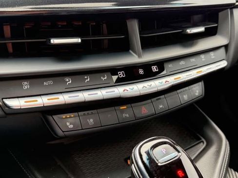 Used 2023 Cadillac CT4 V image 24