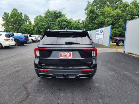 Certified 2026 Ford Explorer ST-Line AWD/4WD image 4