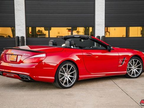 Used 2013 Mercedes-Benz SL 63 AMG image 5