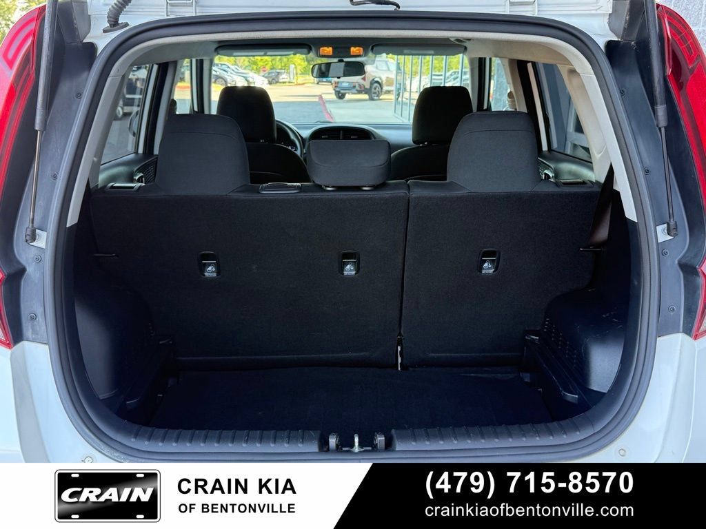 Used 2020 Kia Soul LX FWD image 29