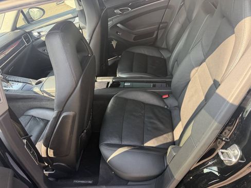 Used 2013 Porsche Panamera image 16