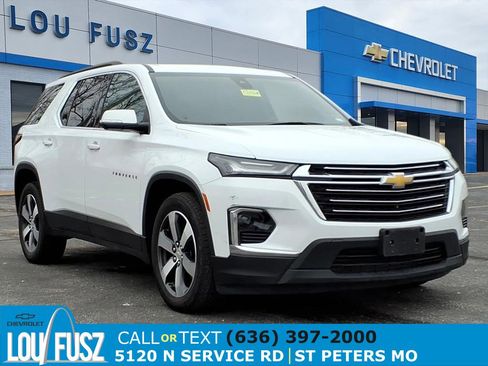Used 2023 Chevrolet Traverse LT w/ LT Premium Package image 1