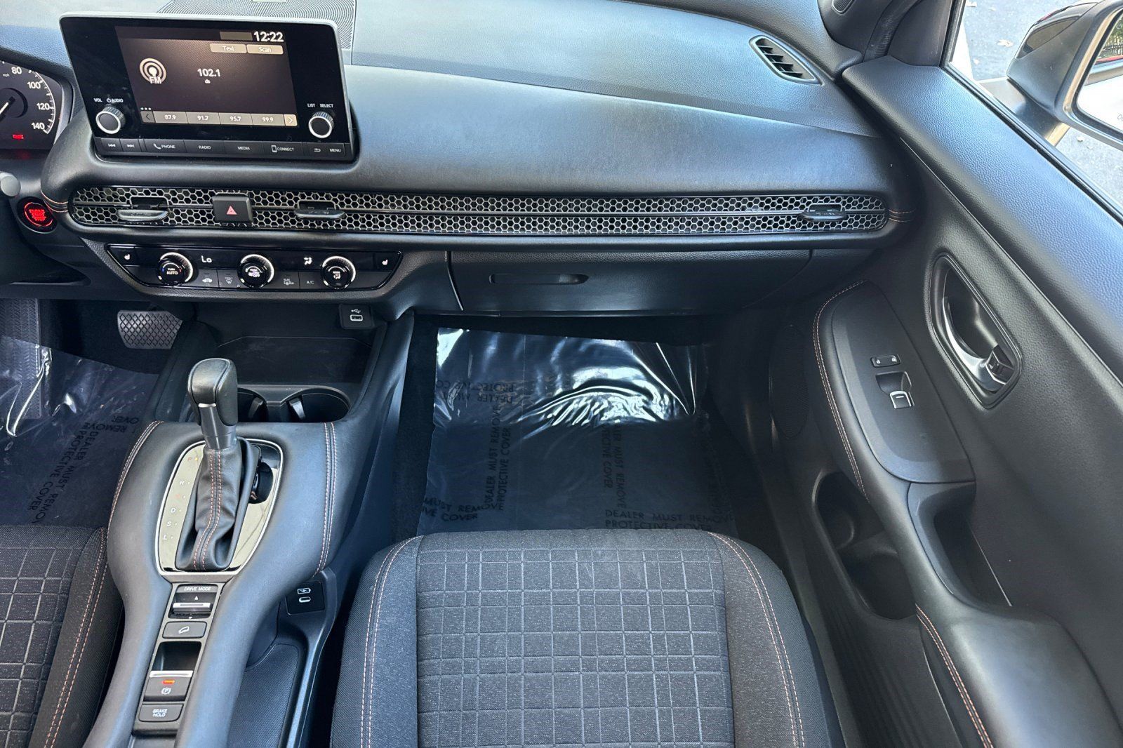 Used 2025 Honda HR-V Sport image 31