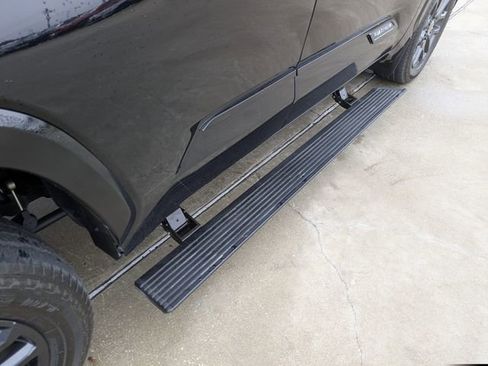 Certified 2024 Toyota Sequoia Platinum image 32