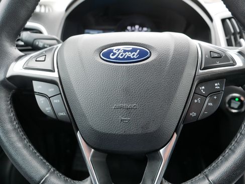 Used 2024 Ford Edge SEL image 25