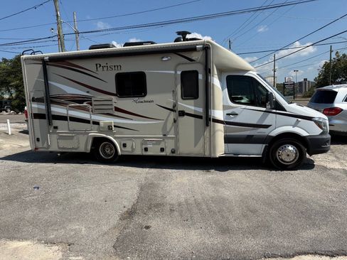Used 2015 Mercedes-Benz Sprinter 3500 image 4