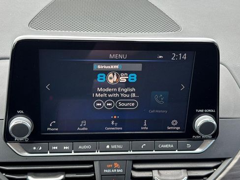 Used 2025 Nissan Altima 2.5 SV image 18