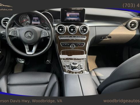 Used 2018 Mercedes-Benz C 300 4MATIC Sedan w/ Premium Package image 18