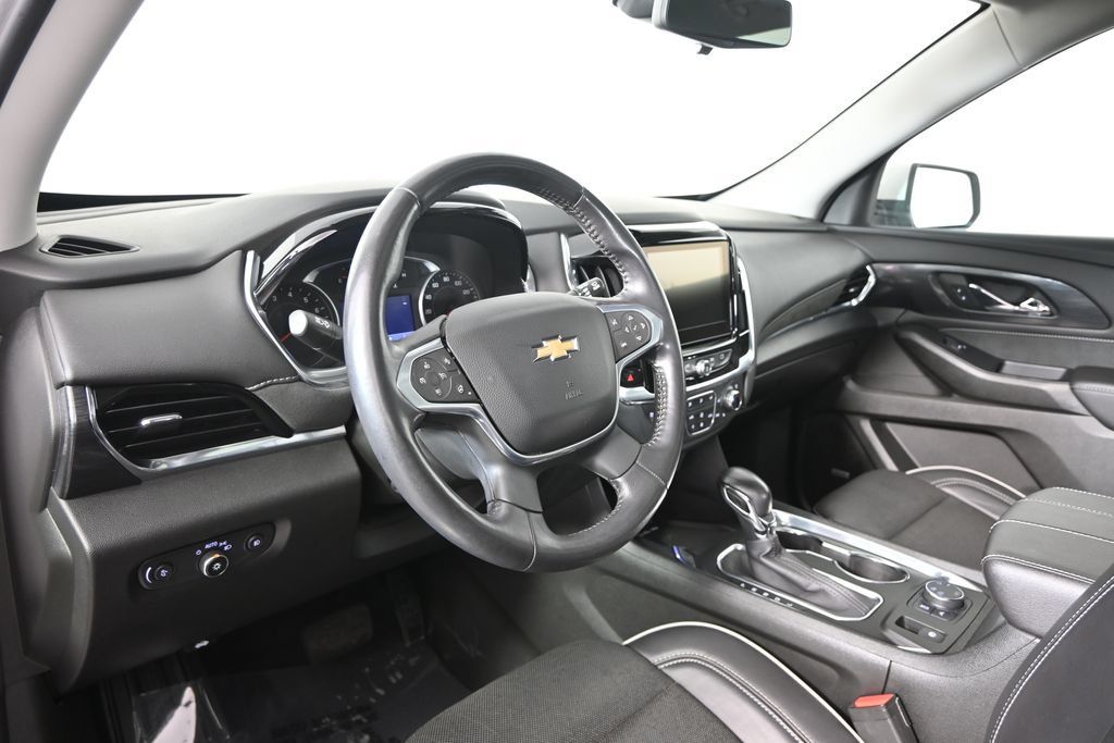 Used 2021 Chevrolet Traverse High Country AWD/4WD image 24