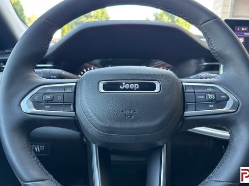 Used 2024 Jeep Compass Latitude AWD/4WD image 26
