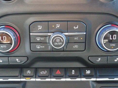 Used 2020 Chevrolet Silverado 1500 LT w/ All-Star Edition image 23