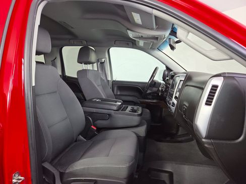 Used 2019 GMC Sierra 1500 SLE w/ SLE Value Package AWD/4WD image 36