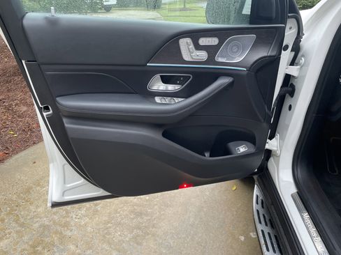 Certified 2020 Mercedes-Benz GLE 580 4MATIC image 17