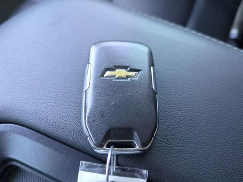 Used 2019 Chevrolet Suburban LT w/ LT Signature Package RWD image 36