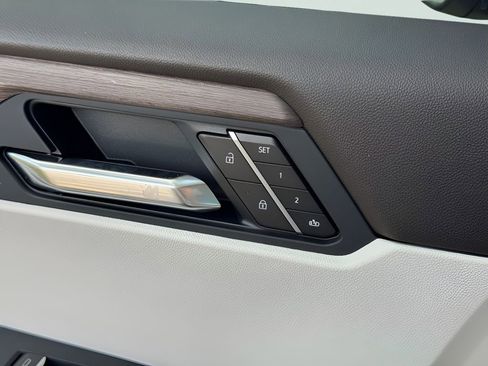 New 2026 GMC Acadia Denali FWD image 12