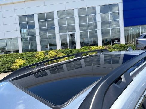 Used 2022 Subaru Ascent Touring AWD/4WD image 10