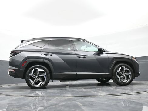 Certified 2022 Hyundai Tucson Limited image 45