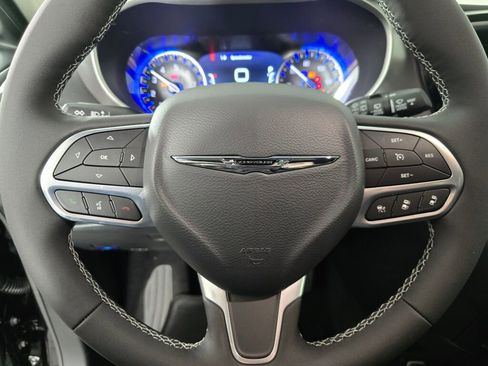 New 2026 Chrysler Voyager LX FWD image 19