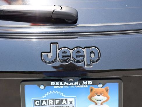 Used 2023 Jeep Compass Latitude w/ Sun and Sound Group AWD/4WD image 47