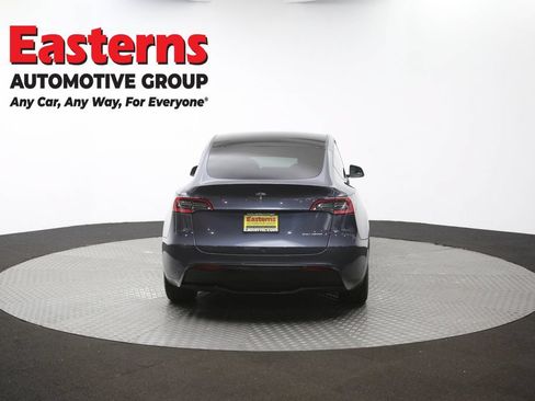 Used 2021 Tesla Model Y Long Range AWD/4WD image 33