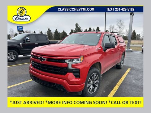 Used 2022 Chevrolet Silverado 1500 RST AWD/4WD image 1
