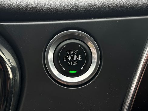 Used 2020 Chevrolet Blazer RS w/ LPO, Floor Liner Package FWD image 32