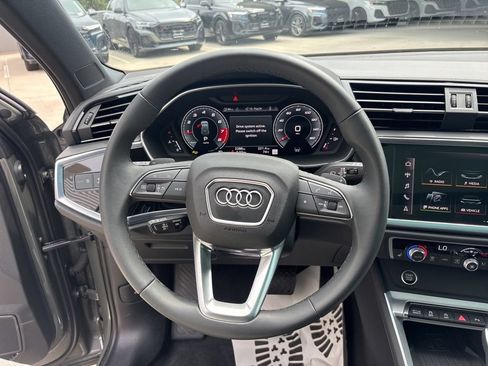 Certified 2025 Audi Q3 2.0T Premium Plus AWD/4WD image 21