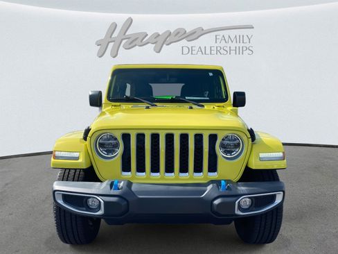 Used 2022 Jeep Wrangler Unlimited Sahara image 36