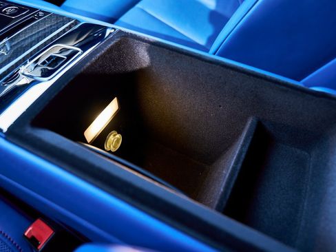 Used 2021 Rolls-Royce Cullinan Black Badge image 72