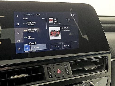 Certified 2024 Lexus ES 250 w/ Premium Package image 19