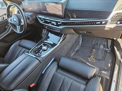 Used 2024 BMW X7 M60i w/ Executive Package image 21
