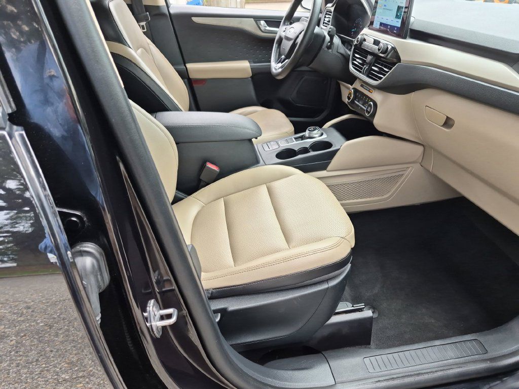 Used 2020 Ford Escape SEL FWD image 27