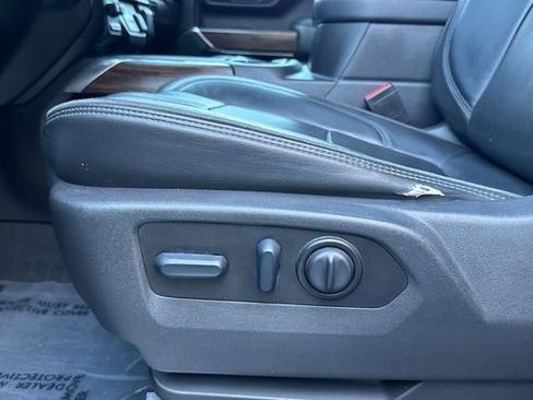 Used 2022 Chevrolet Silverado 3500 High Country w/ Z71 Off-Road Package image 13