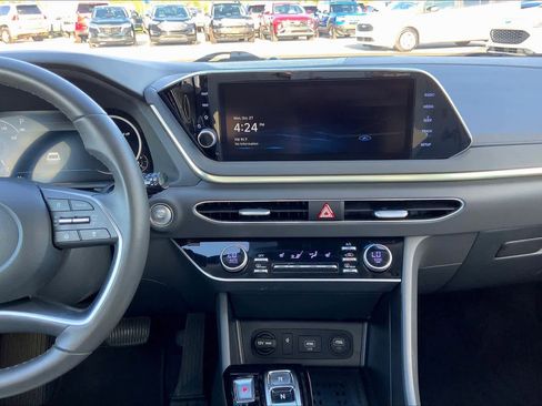Used 2023 Hyundai Sonata SEL w/ Convenience Package image 6