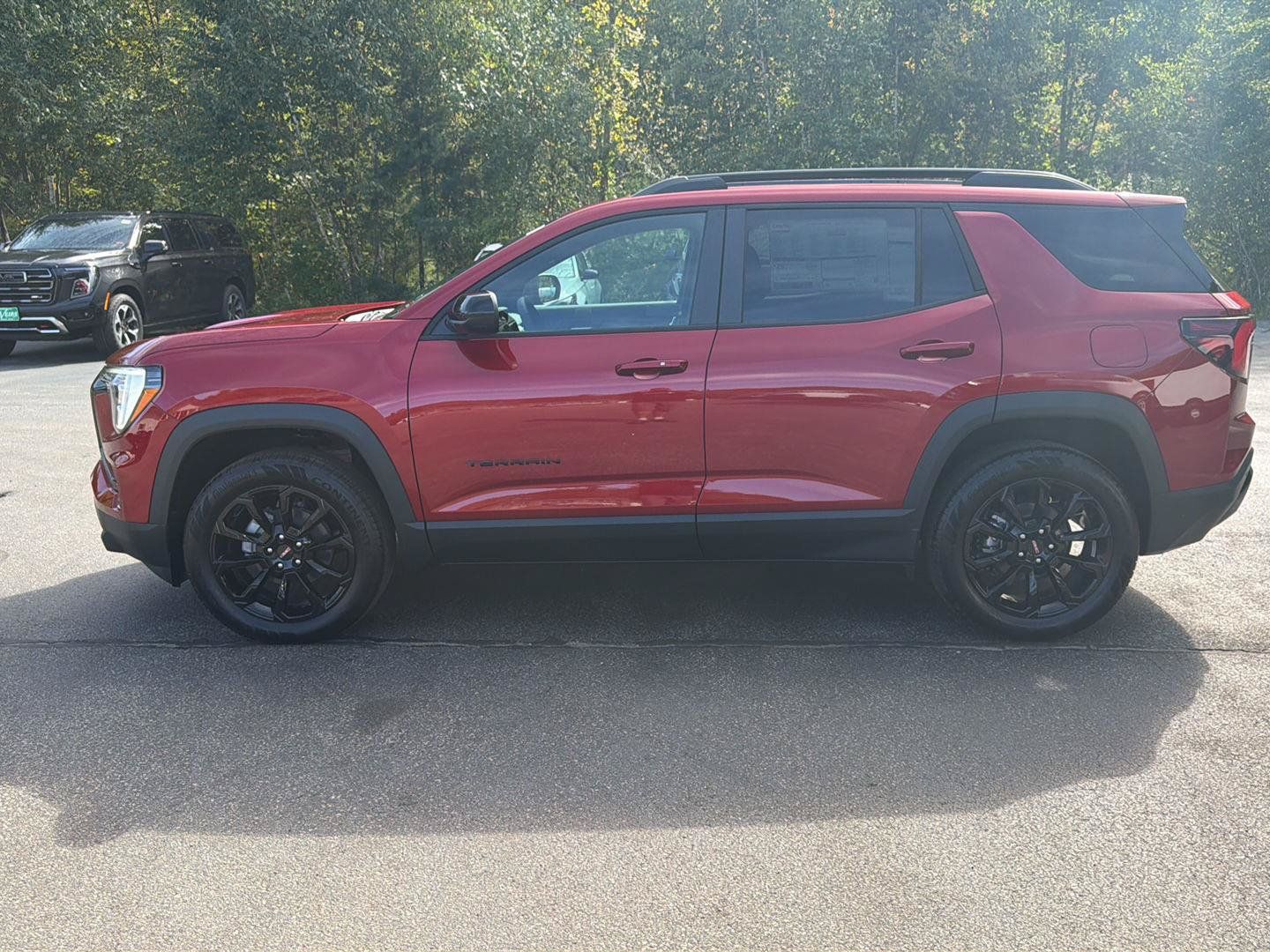 New 2027 GMC Terrain Elevation w/ Elevation Premium Package AWD/4WD image 2